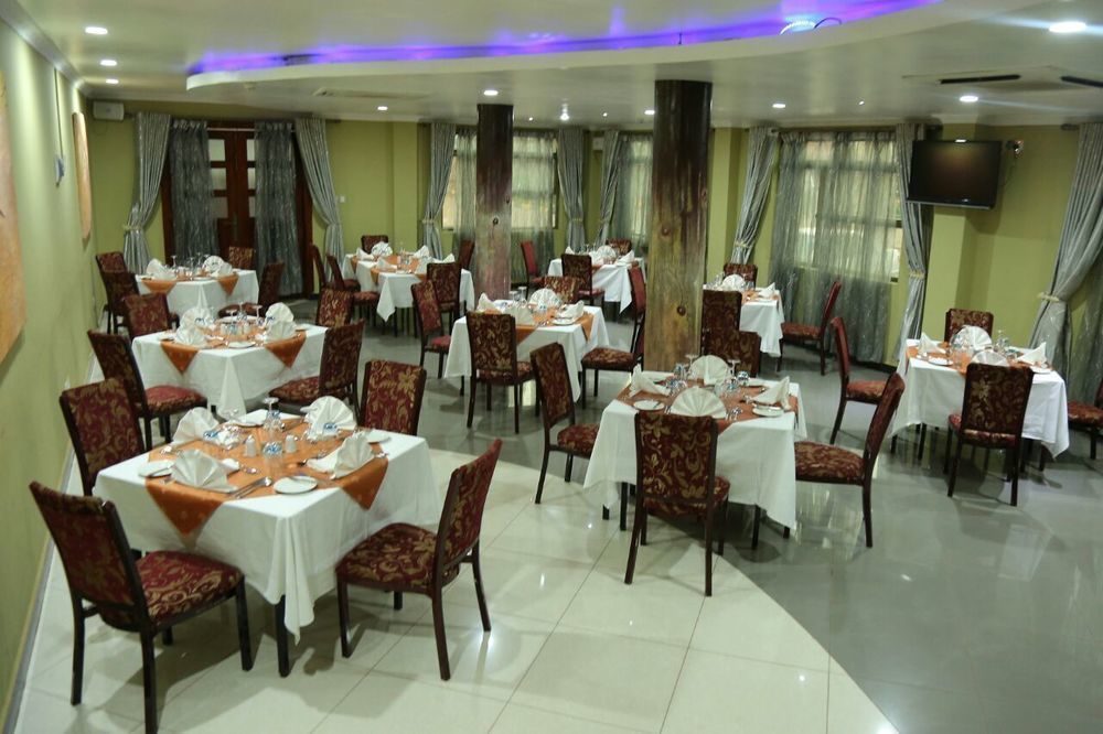 La Grande Hotel 坎帕拉 外观 照片