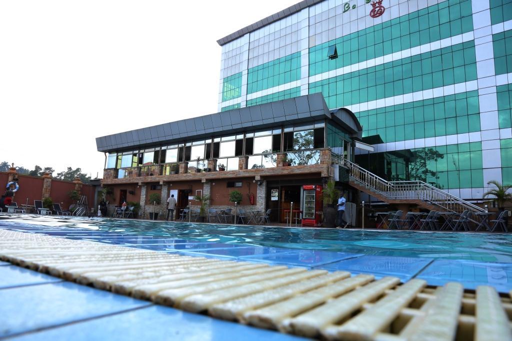 La Grande Hotel 坎帕拉 外观 照片